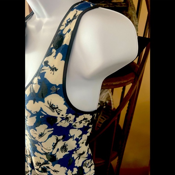 American Eagle Outfitters Flower Print with side Ribbon Bow Pleated Tank Top - Picture 5 of 11
